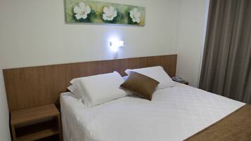 Frigobar, cofres nos quartos, berços grátis, Wi-Fi de cortesia