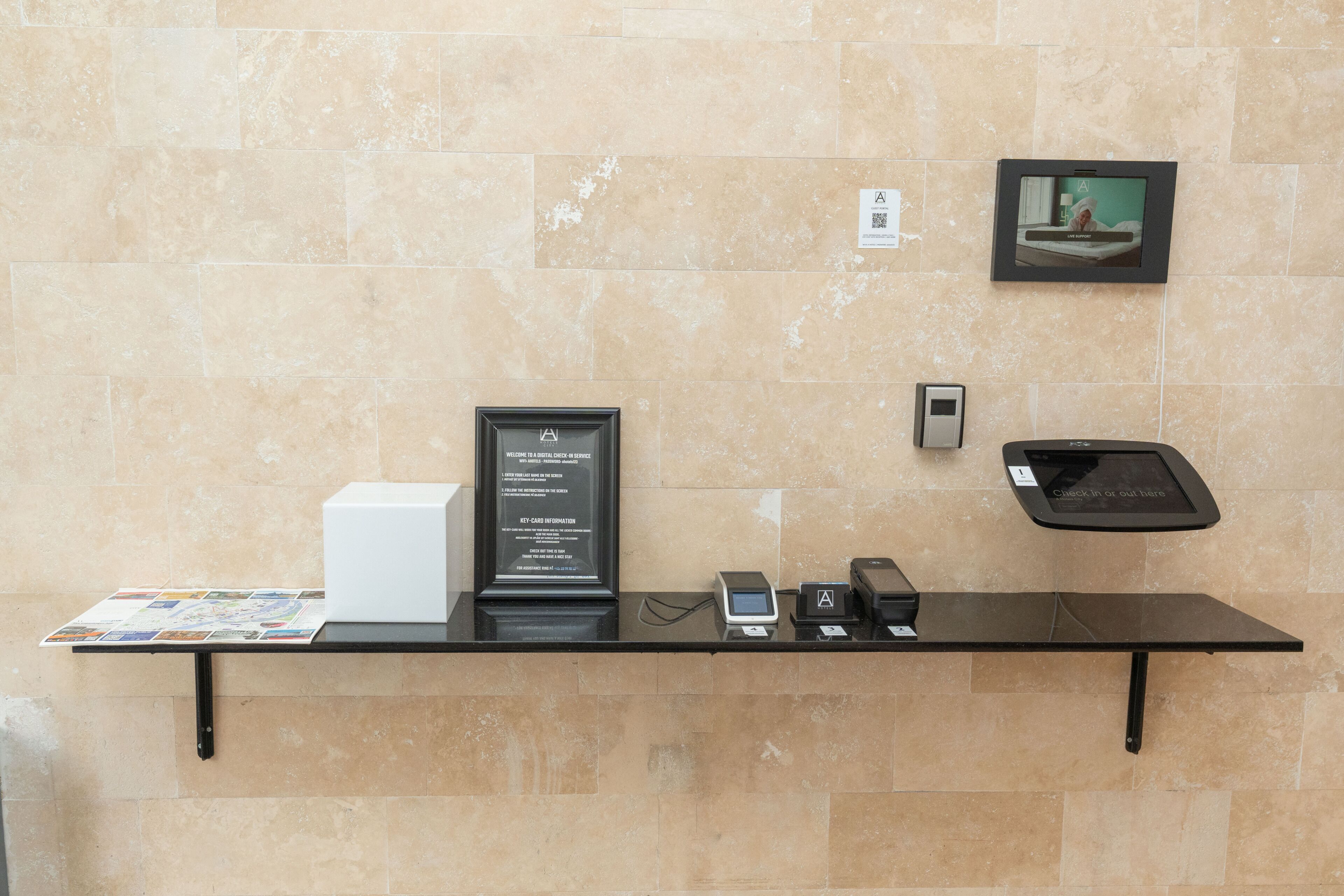 Mostrador para check-in y check-out