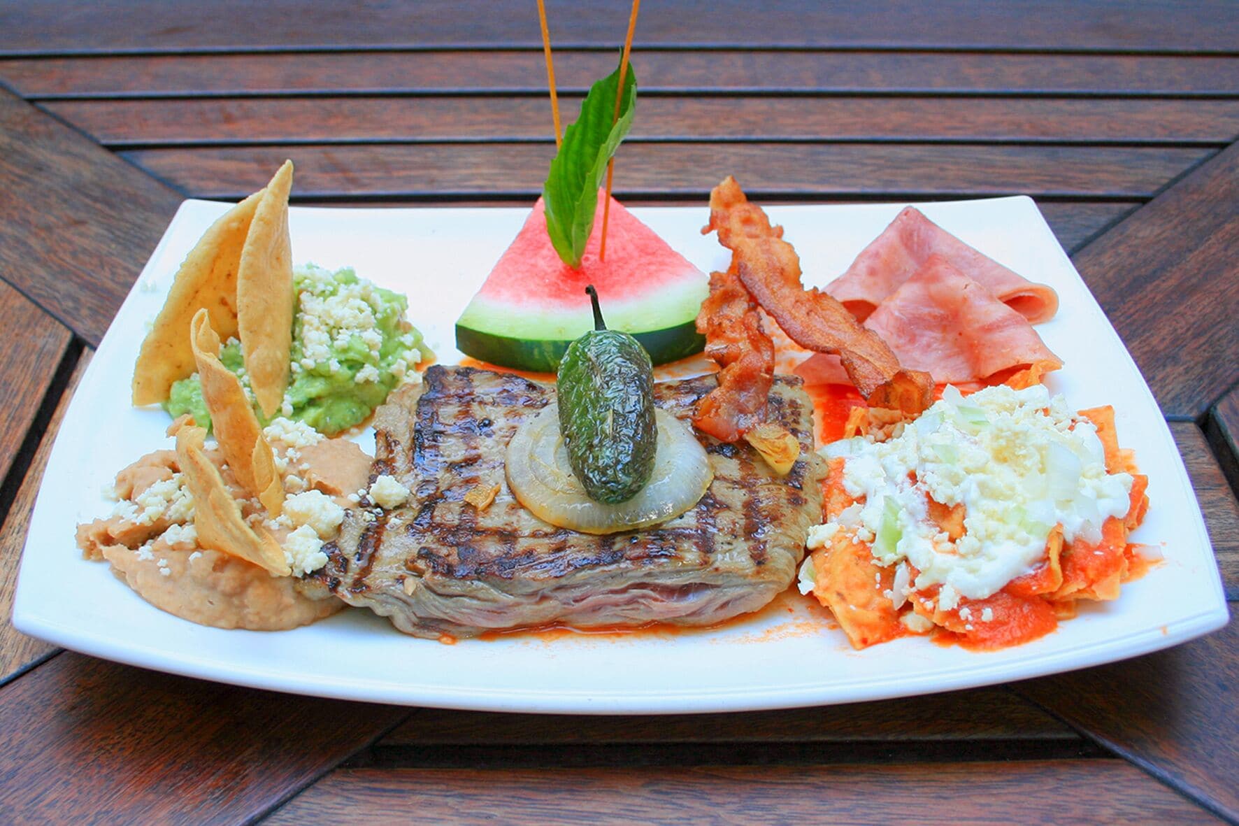 daily cooked-to-order breakfast for a fee