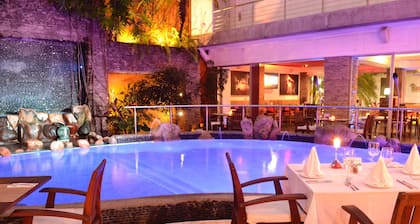 Hotel Rio Malecon