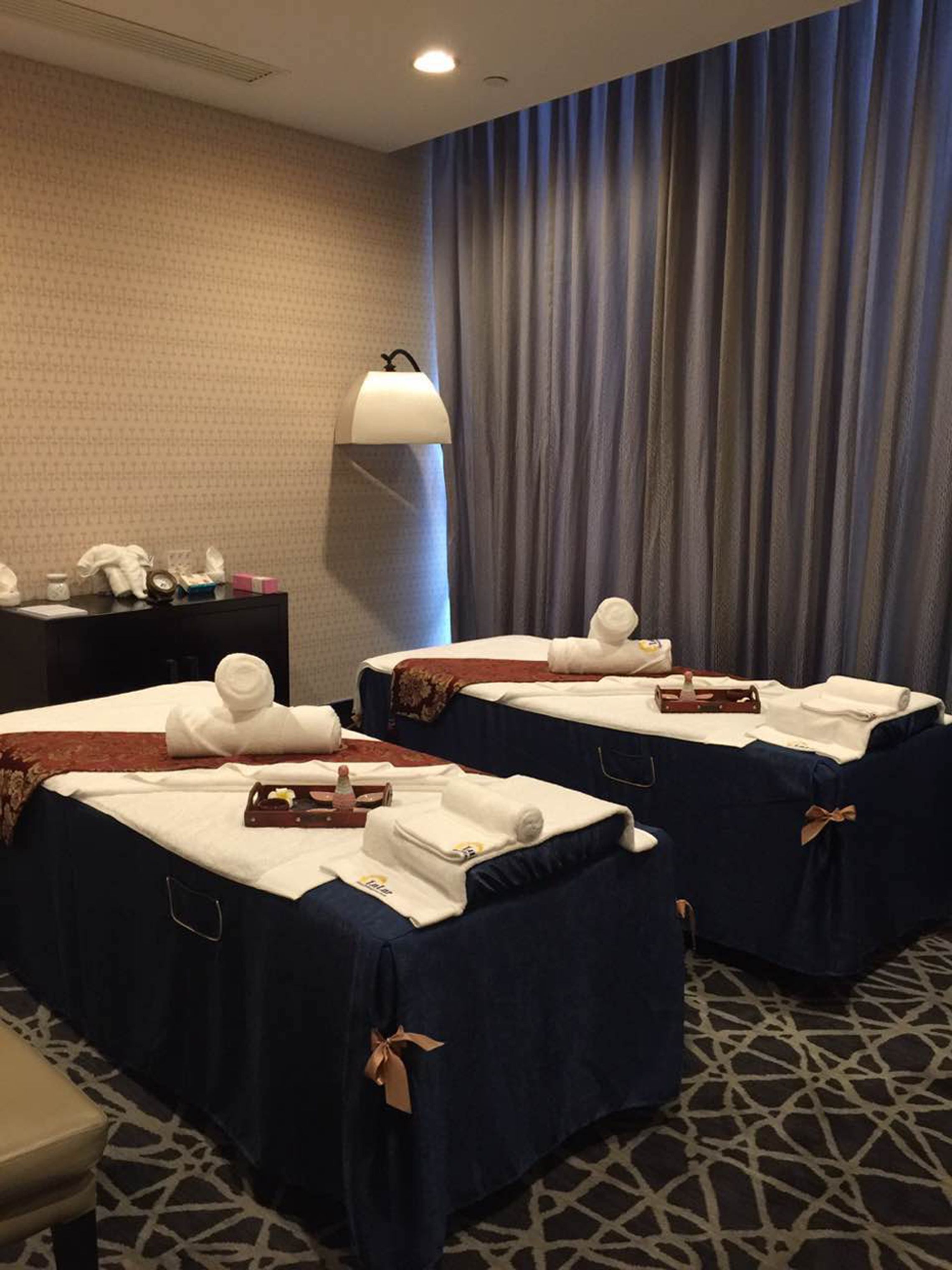 Facials, 3 treatment rooms