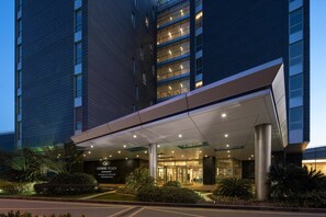 Exterior - Crowne Plaza Shanghai Xiayang Lake by IHG (Shanghai)