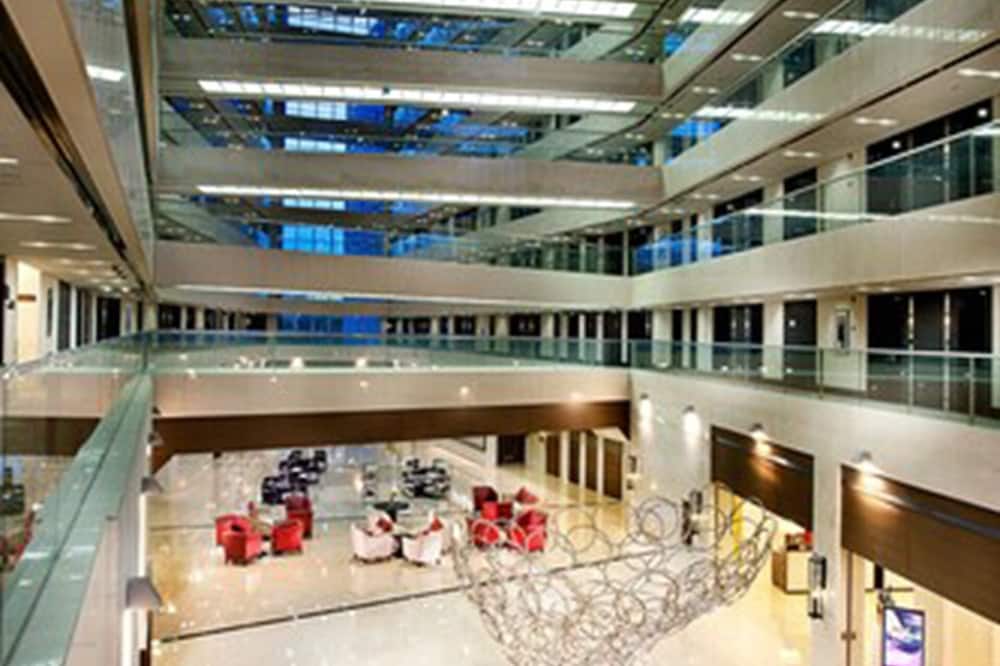 Crowne Plaza Shanghai Xiayang Lake by IHG
