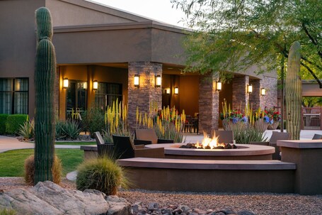 Courtyard Scottsdale Salt River - Image 46