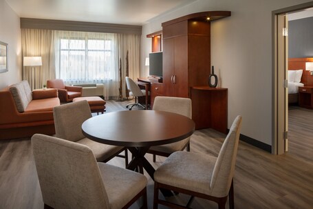 Courtyard Scottsdale Salt River - Image 39