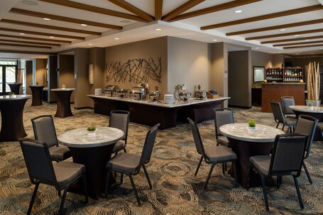 Courtyard Scottsdale Salt River - Image 27