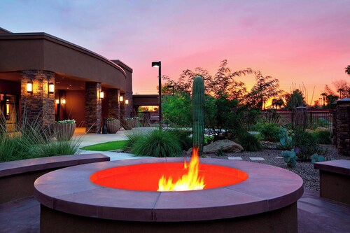 Courtyard Scottsdale Salt River