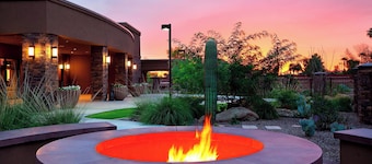 Courtyard Scottsdale Salt River
