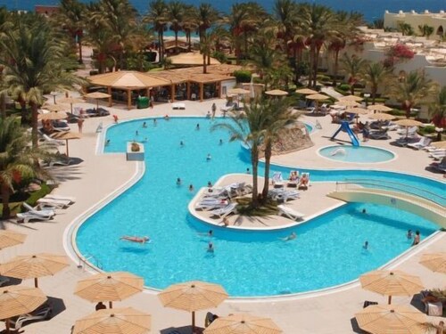 Palm Beach Resort P.L.C.