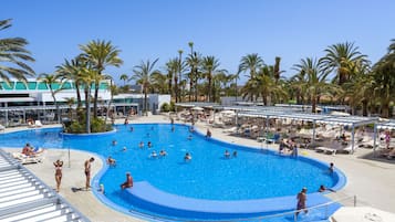 Outdoor pool, pool umbrellas, sun loungers