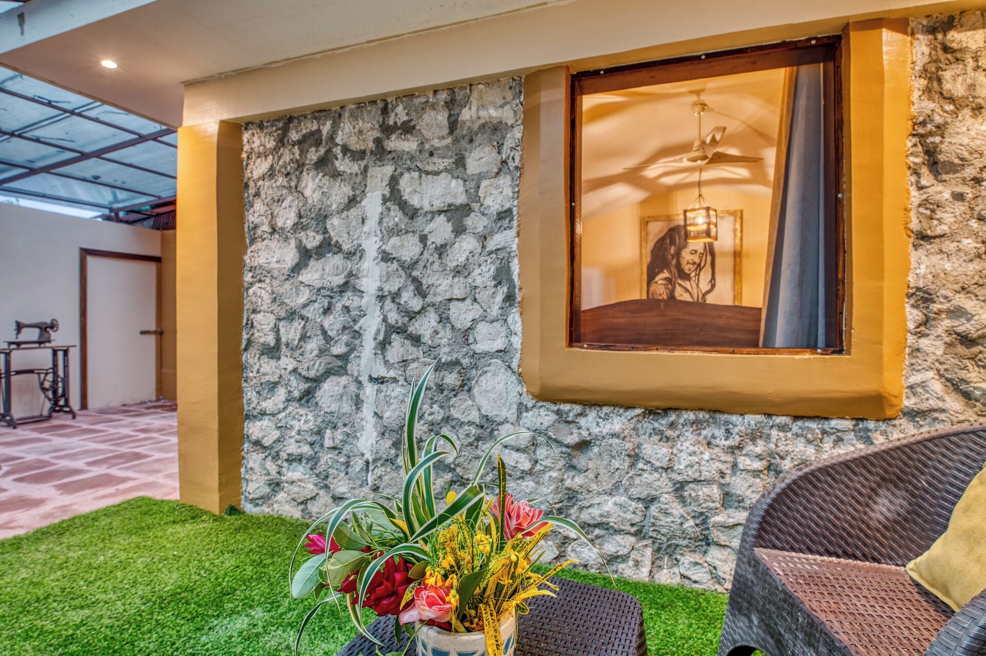 junior room, 1 bedroom | living area