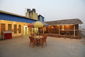 Cottage Single | Terrace/patio - Hotel Rushabh Home (Kolkata)