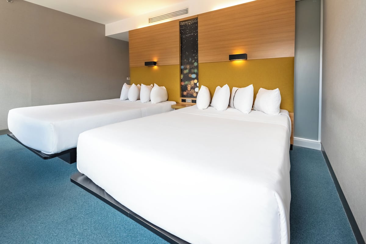 minibar, in-room safe, desk, soundproofing