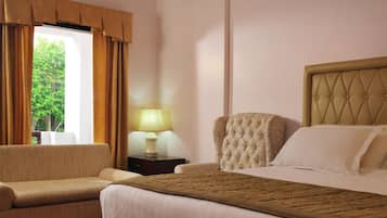 Hypo-allergenic bedding available, memory foam beds, in-room safe, desk