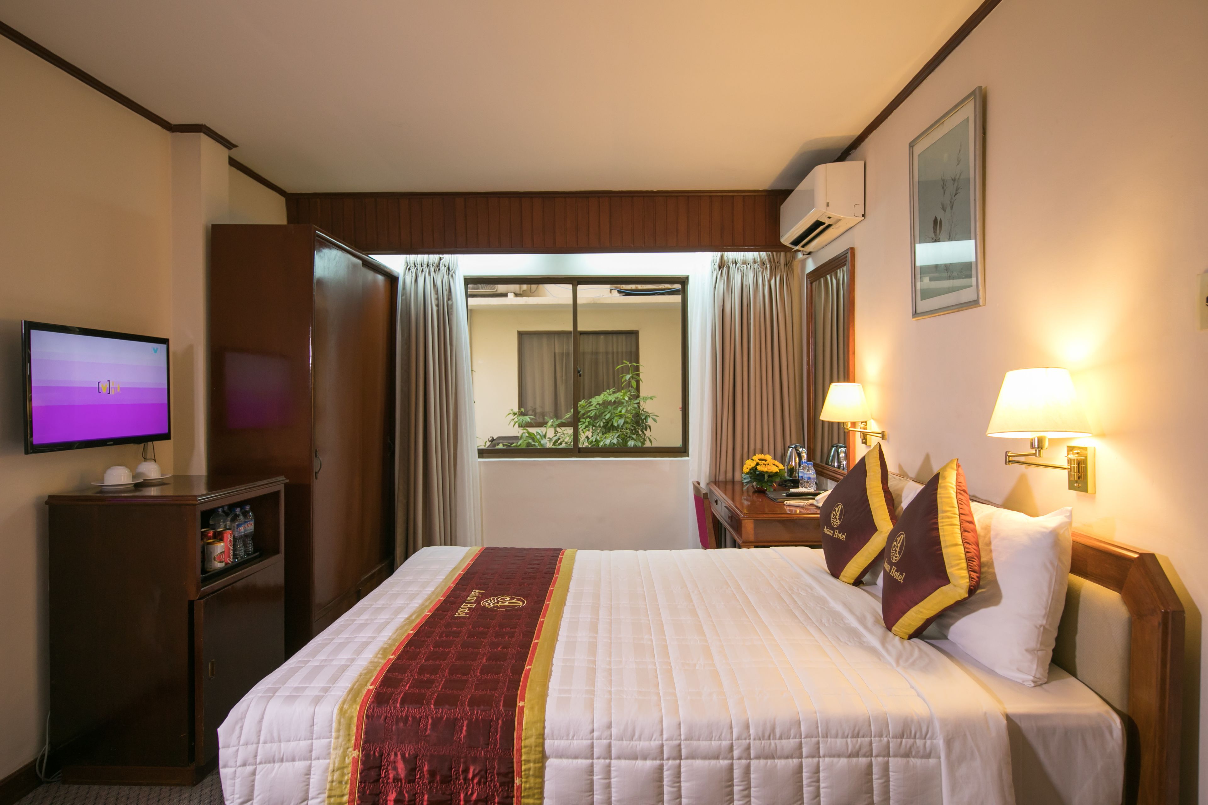 Superior Double/ Twin Internal View