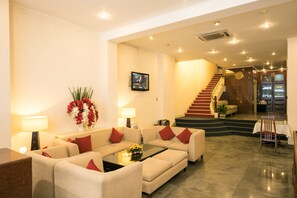 Lobby sitting area - Asian Hotel (Ho Chi Minh City)