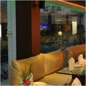 Breakfast, lunch and dinner served - Hotel Kempton (Kolkata)