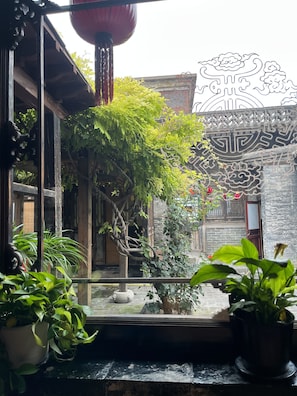 Breakfast, lunch, dinner served; garden views - Yide Hotel (Jinzhong)