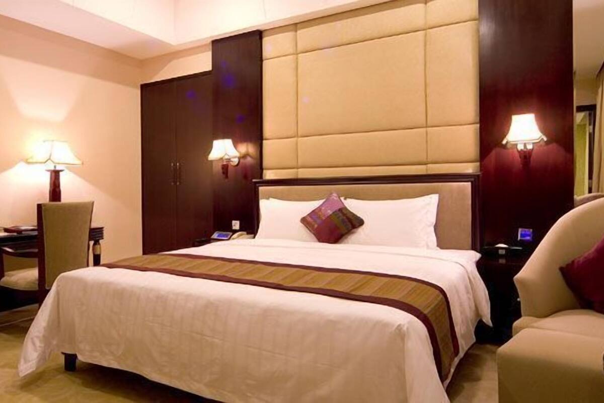 Suite Deluxe | Minibar, caja fuerte, escritorio y wifi gratis
