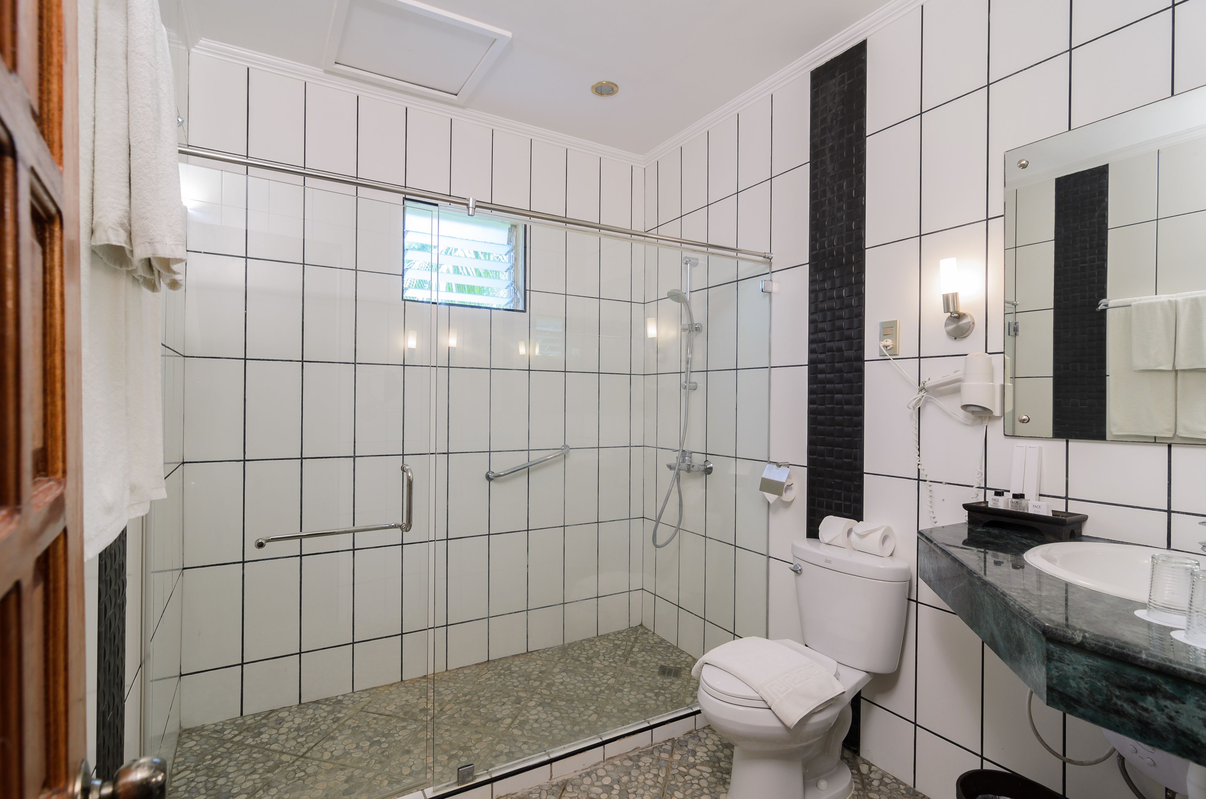 bungalow | bathroom | shower, towels