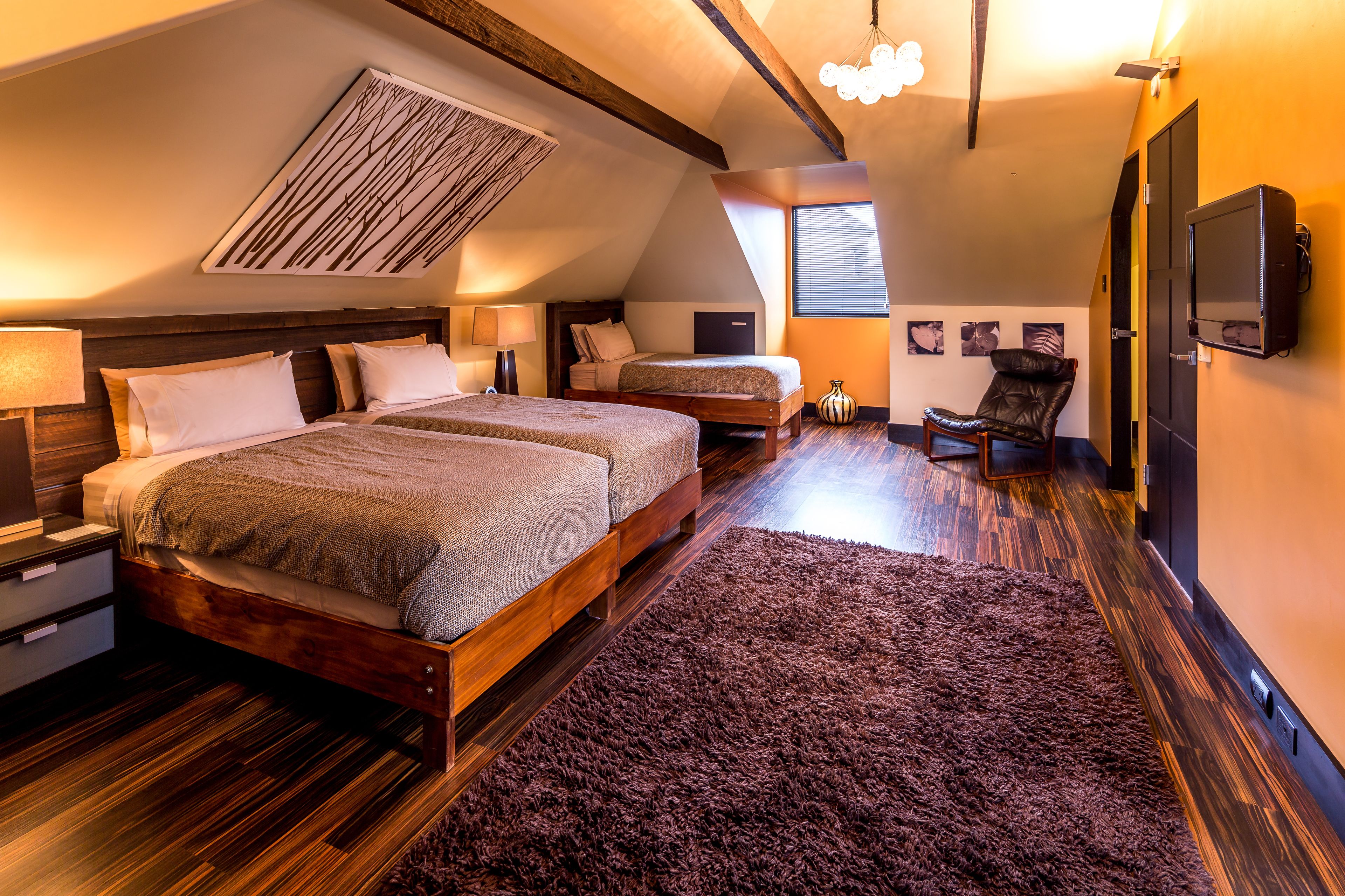 Corinda Contemporary — image 5