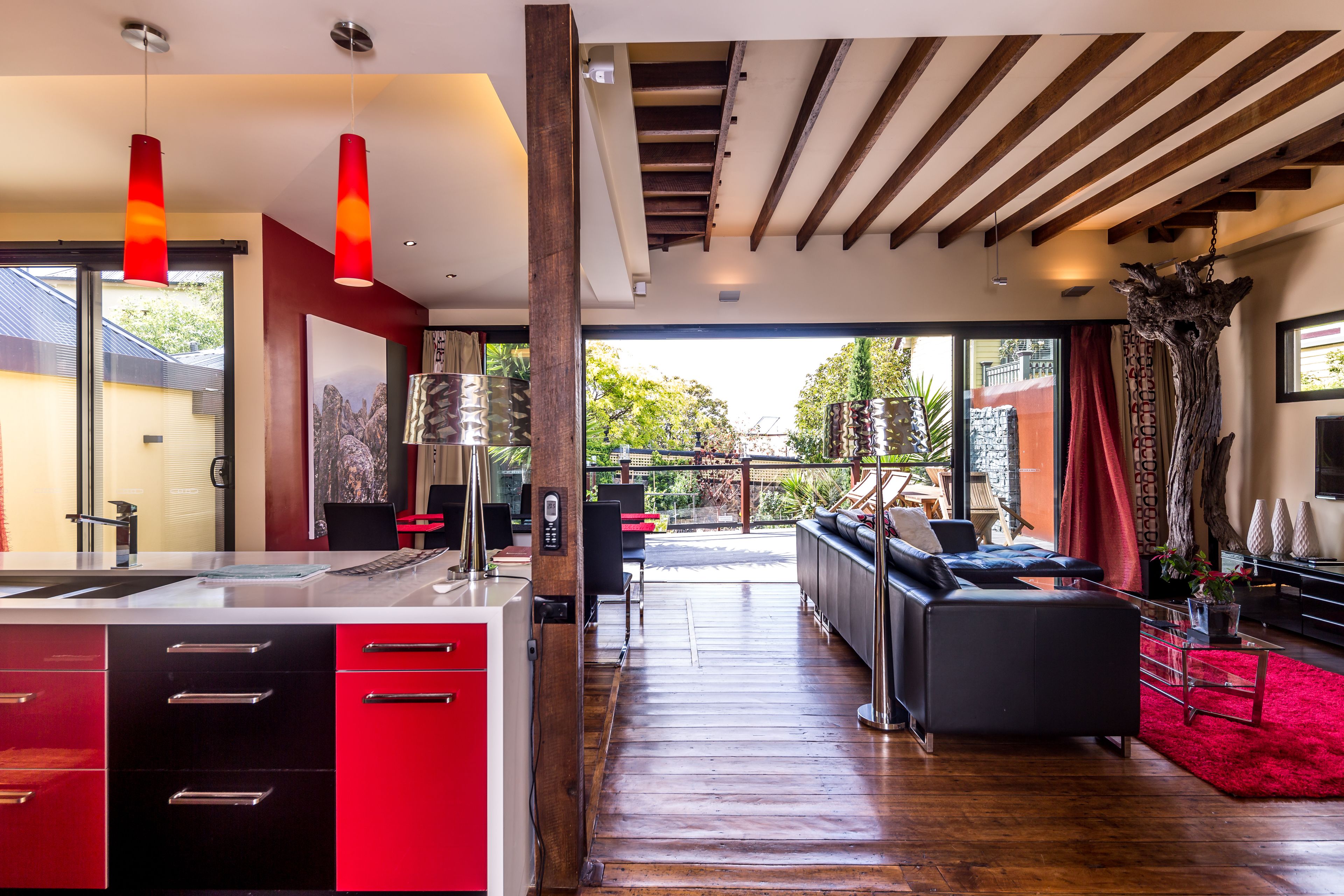 Corinda Contemporary — image 14