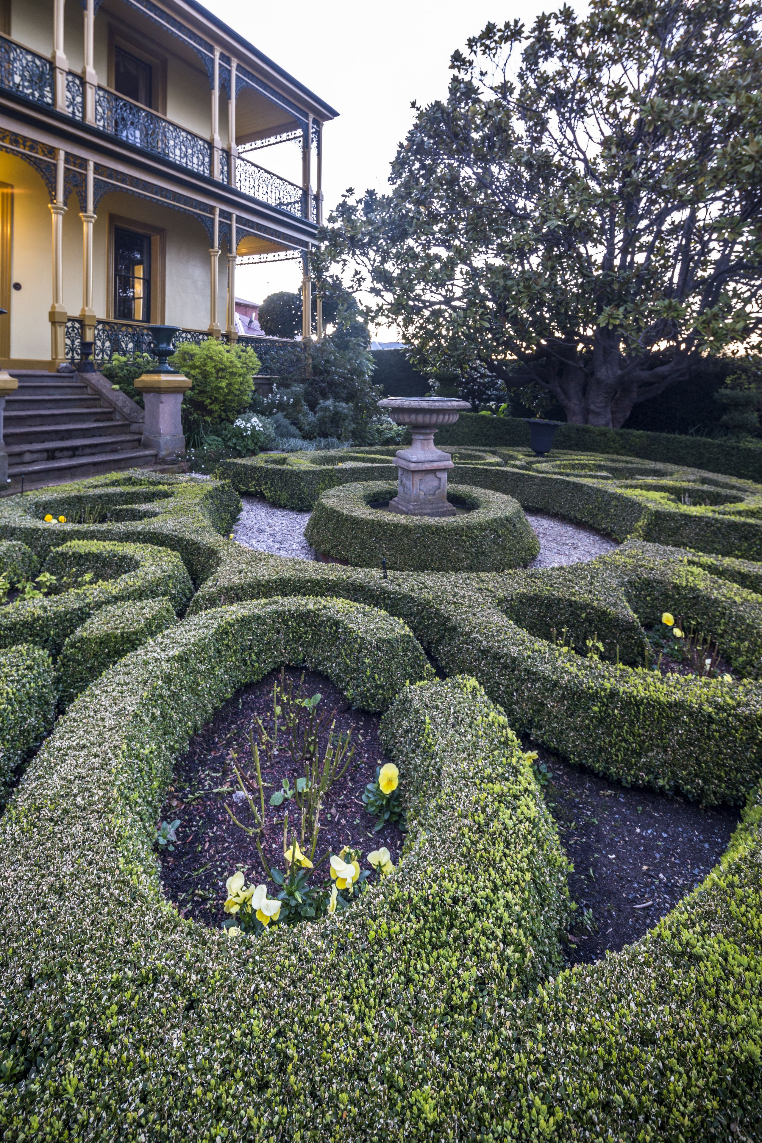 Corinda Contemporary — image 25