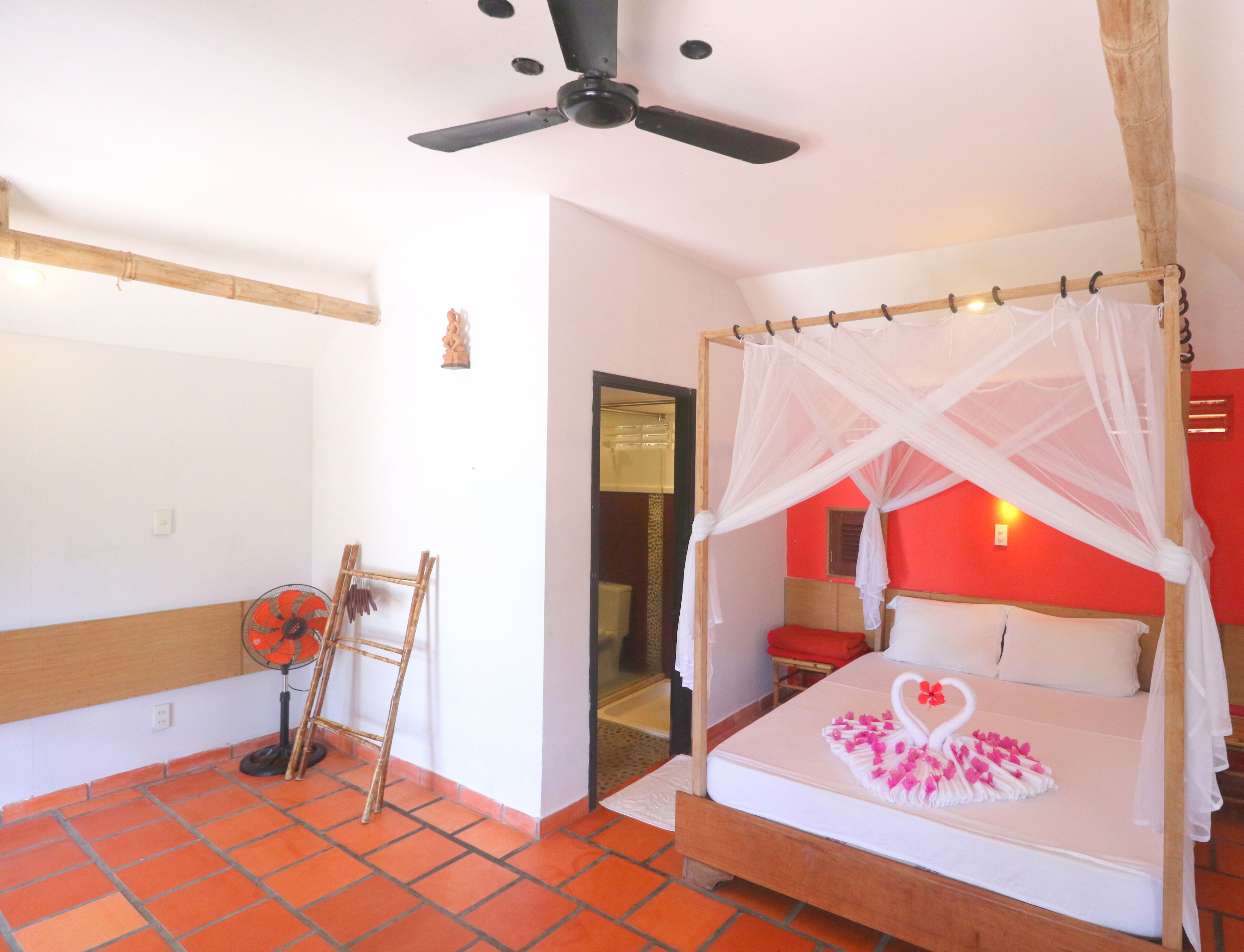 1 bedroom, premium bedding, individually furnished, bed sheets