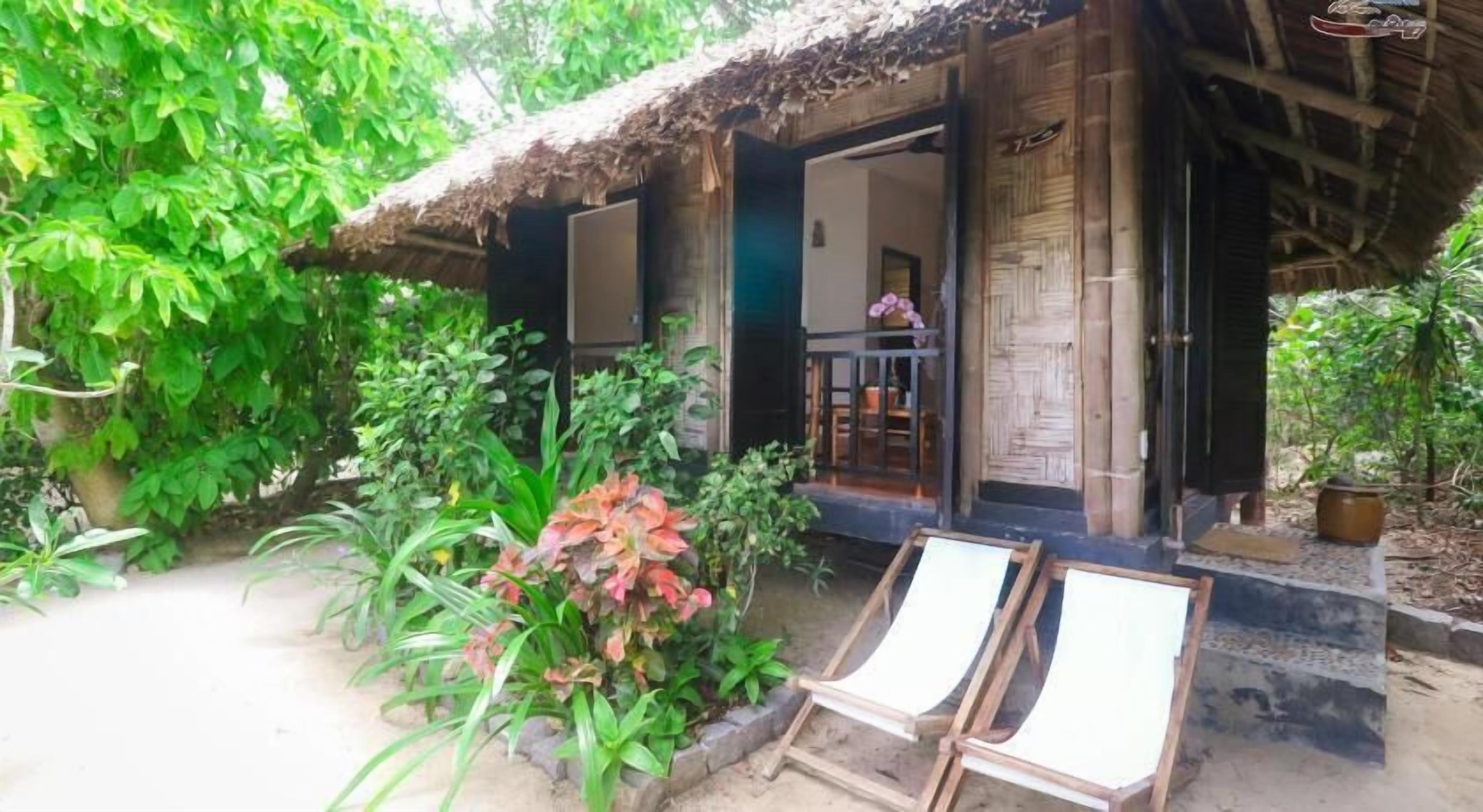 family studio suite | 1 bedroom, premium bedding, individually furnished, bed sheets