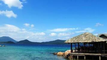 Plage, sable blanc, plongée sous-marine, snorkeling