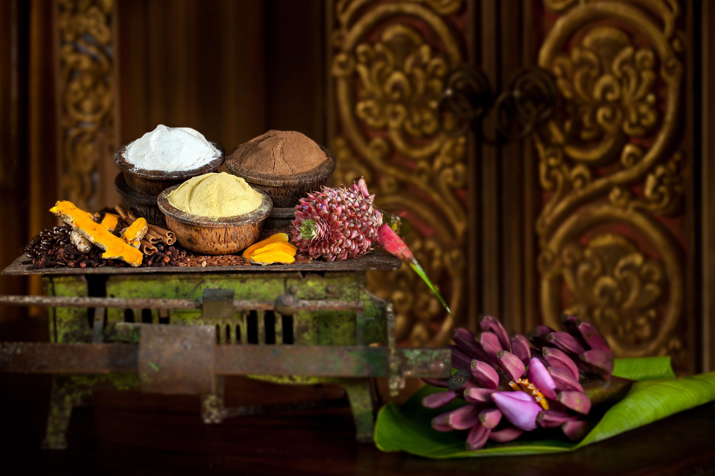 couples treatment room(s), hot tub, body treatments, hydrotherapy