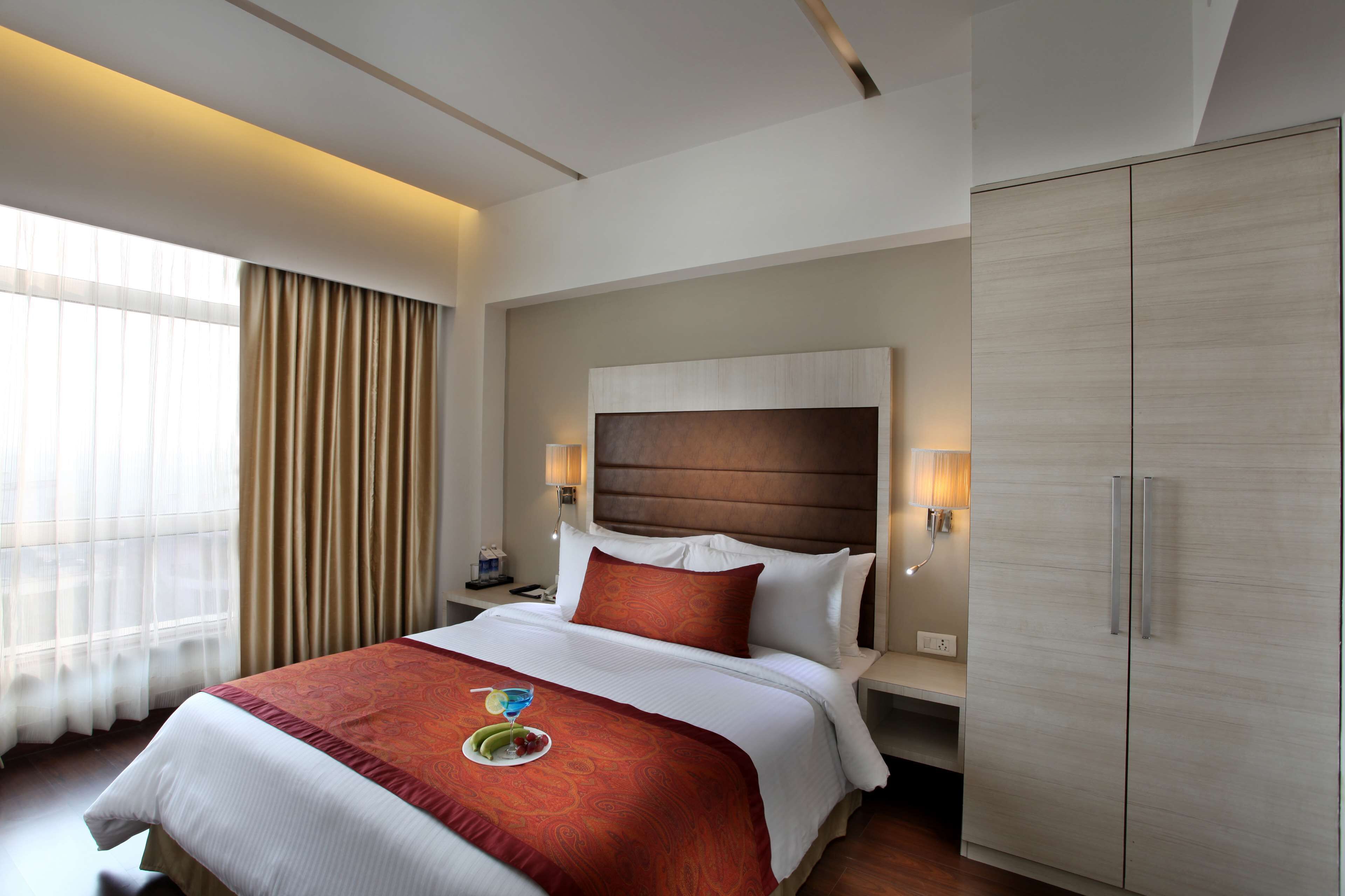 Photo - Mahagun Sarovar Portico Suites