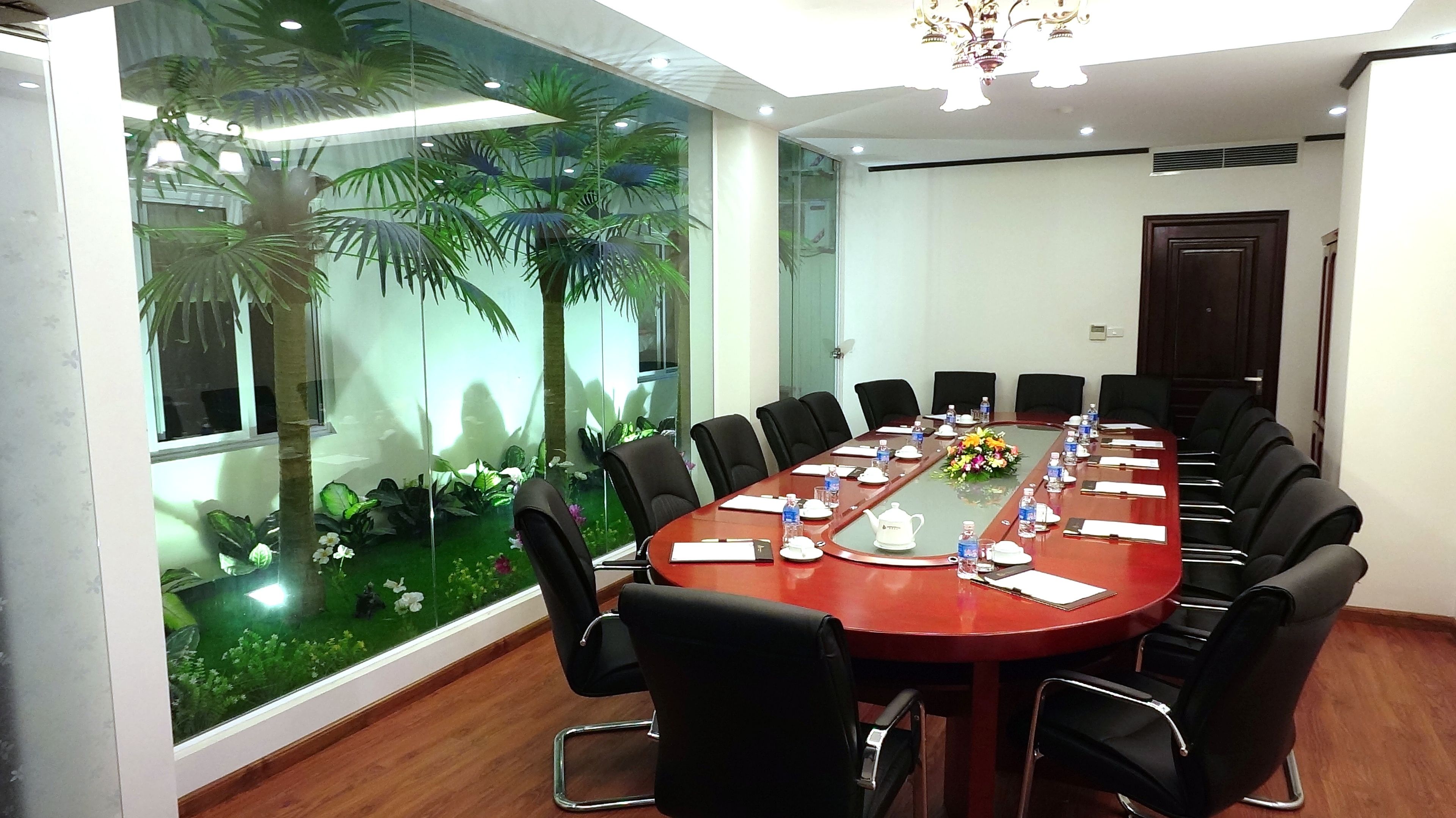Meeting facility