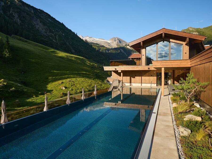 Indoor pool, outdoor pool, open 7 AM to 8 PM, sun loungers