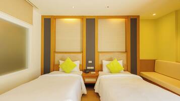 Minibar, in-room safe, individually furnished, desk