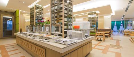 Der serveres morgenmad