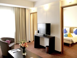 Junior Suite, 1 Double Bed with Sofa bed