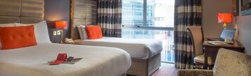 Triple Room | Desk, iron/ironing board (on request), WiFi (free)