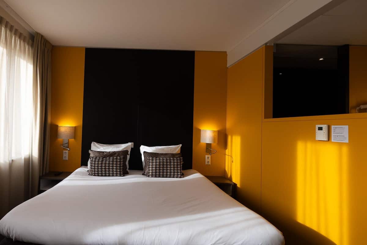 舒適客房, 2 張單人床, 非吸煙房 | 埃及棉床單、高級寢具、房內夾萬、書桌