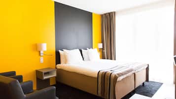 Egyptian cotton sheets, premium bedding, in-room safe