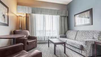 Hypo-allergenic bedding, desk, blackout curtains, iron/ironing board