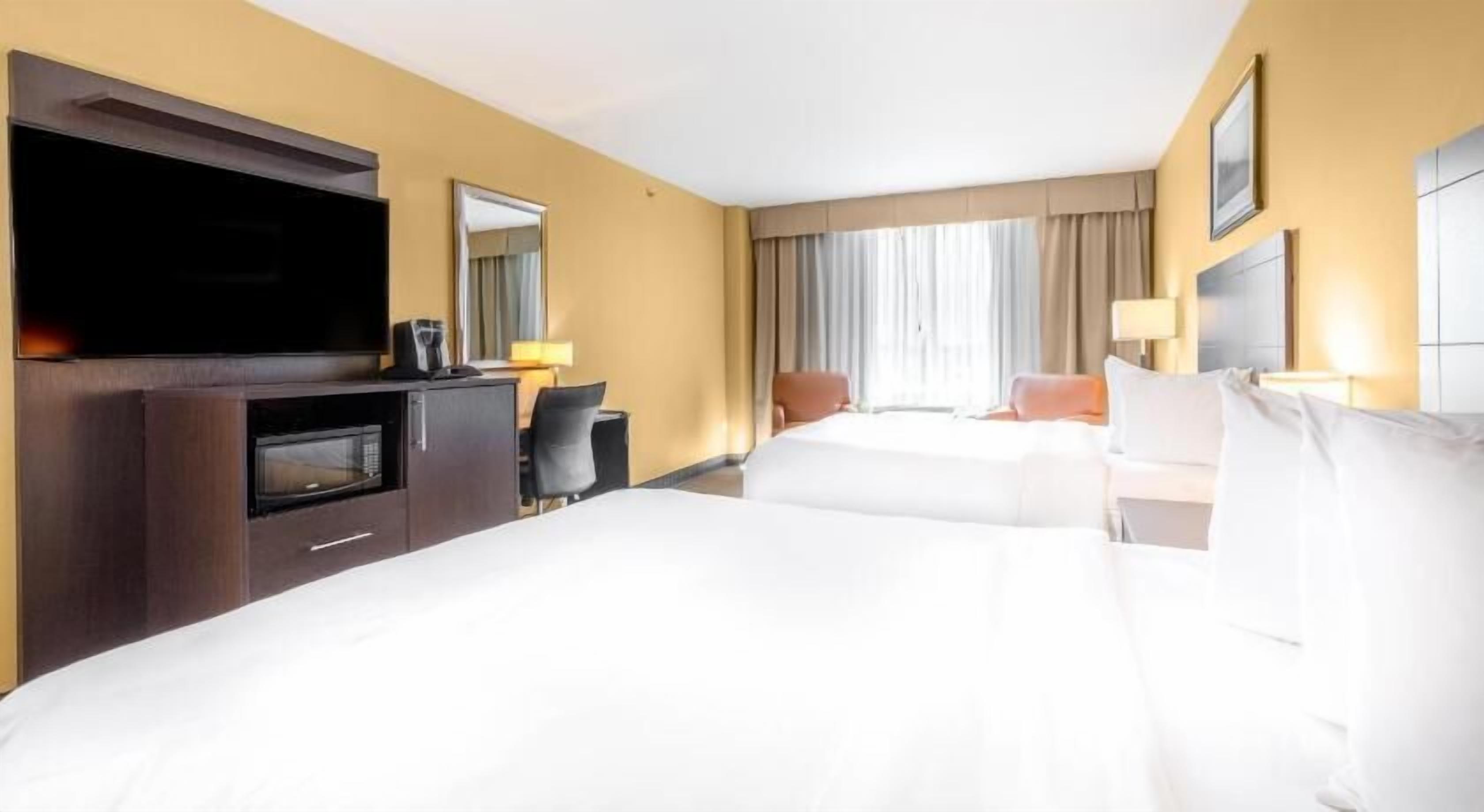 Literie hypoallergénique, bureau, rideaux d’obscurcissement