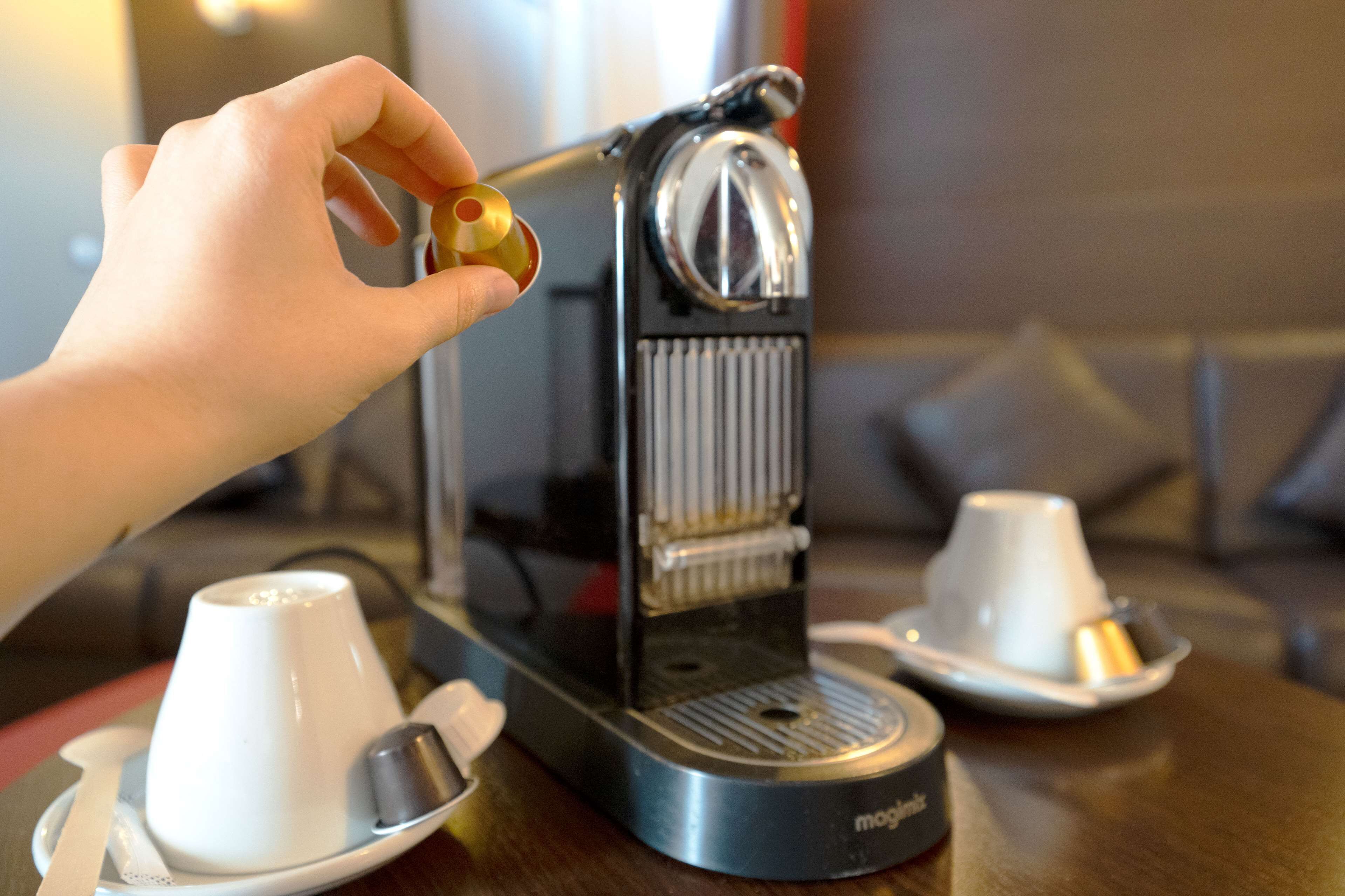 junior suite, 1 queen bed, non smoking | room amenity