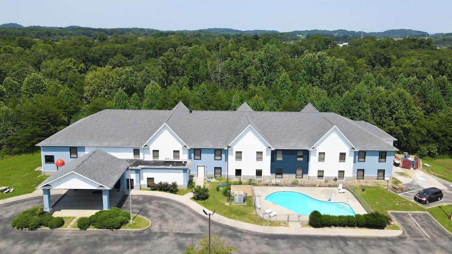 Grand Vista Hotel and Suites