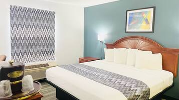 Standard Room, 1 King Bed