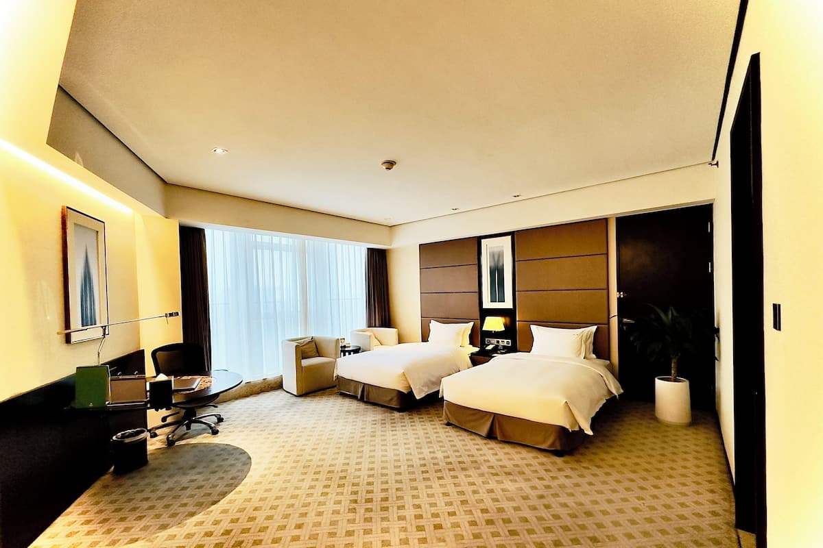 1 bedroom, minibar, in-room safe, desk