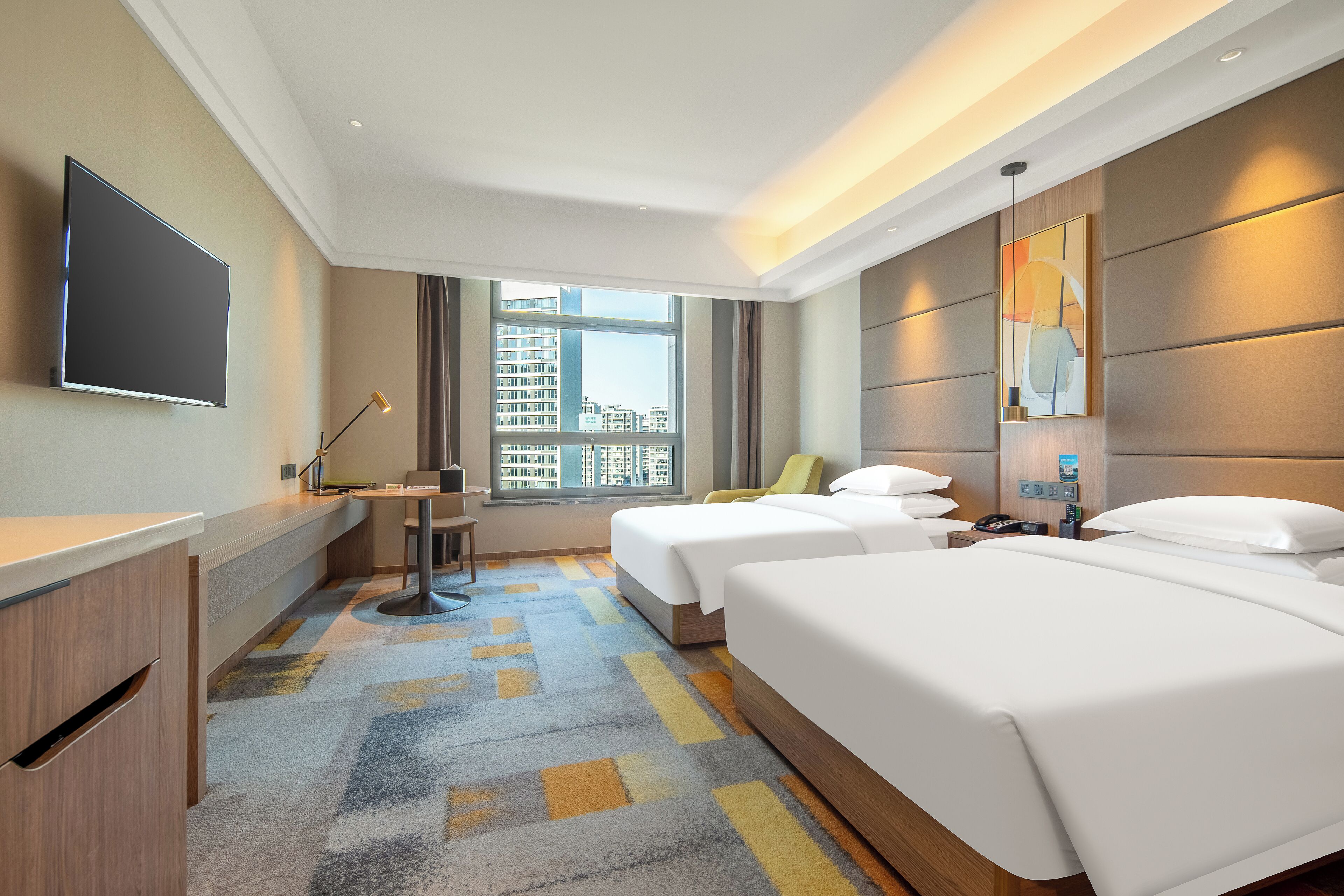 Minibar, in-room safe, desk, iron/ironing board