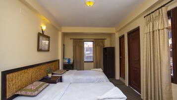 In-room safe, individually furnished, desk, free WiFi