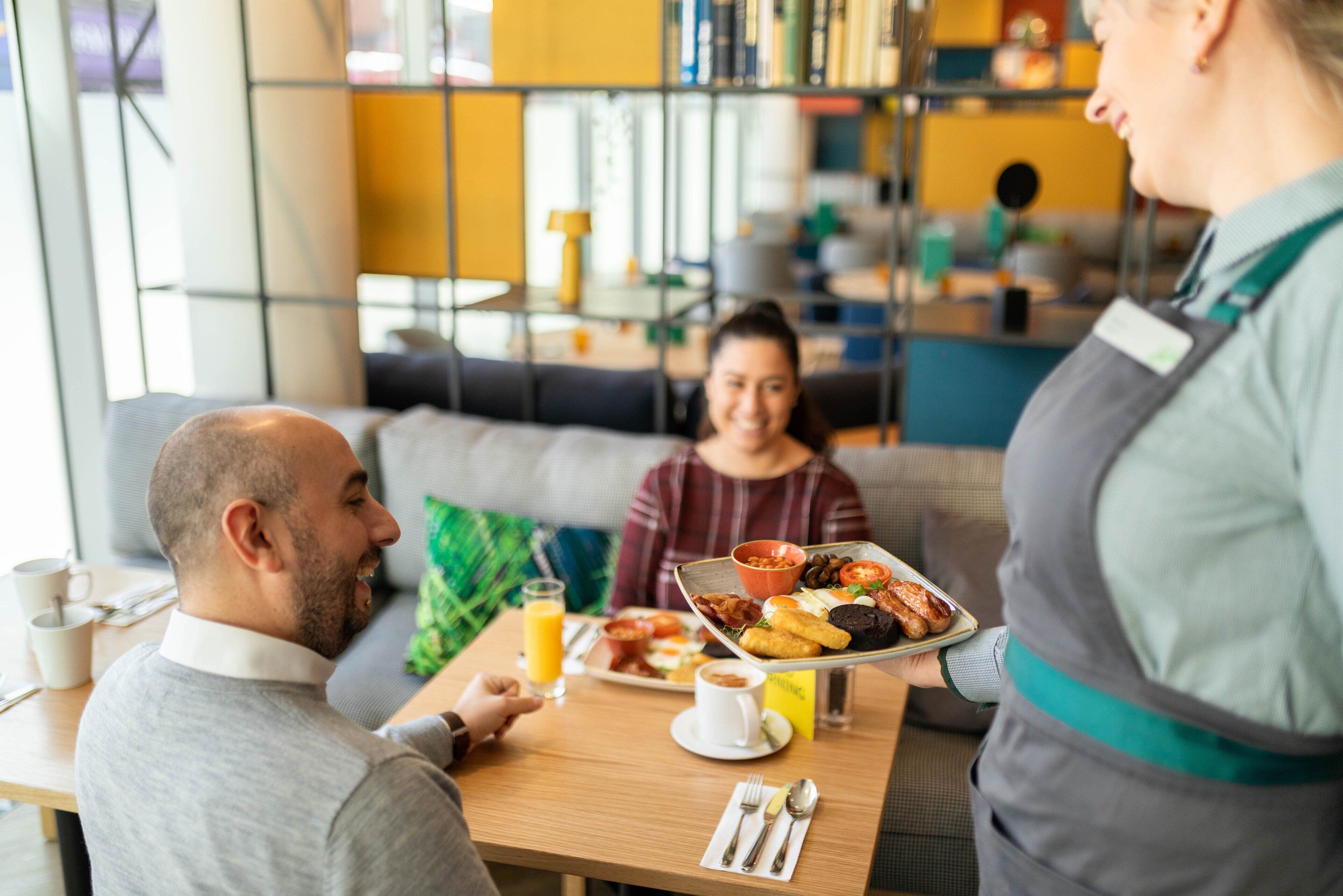 Photo - Holiday Inn London - Whitechapel by IHG