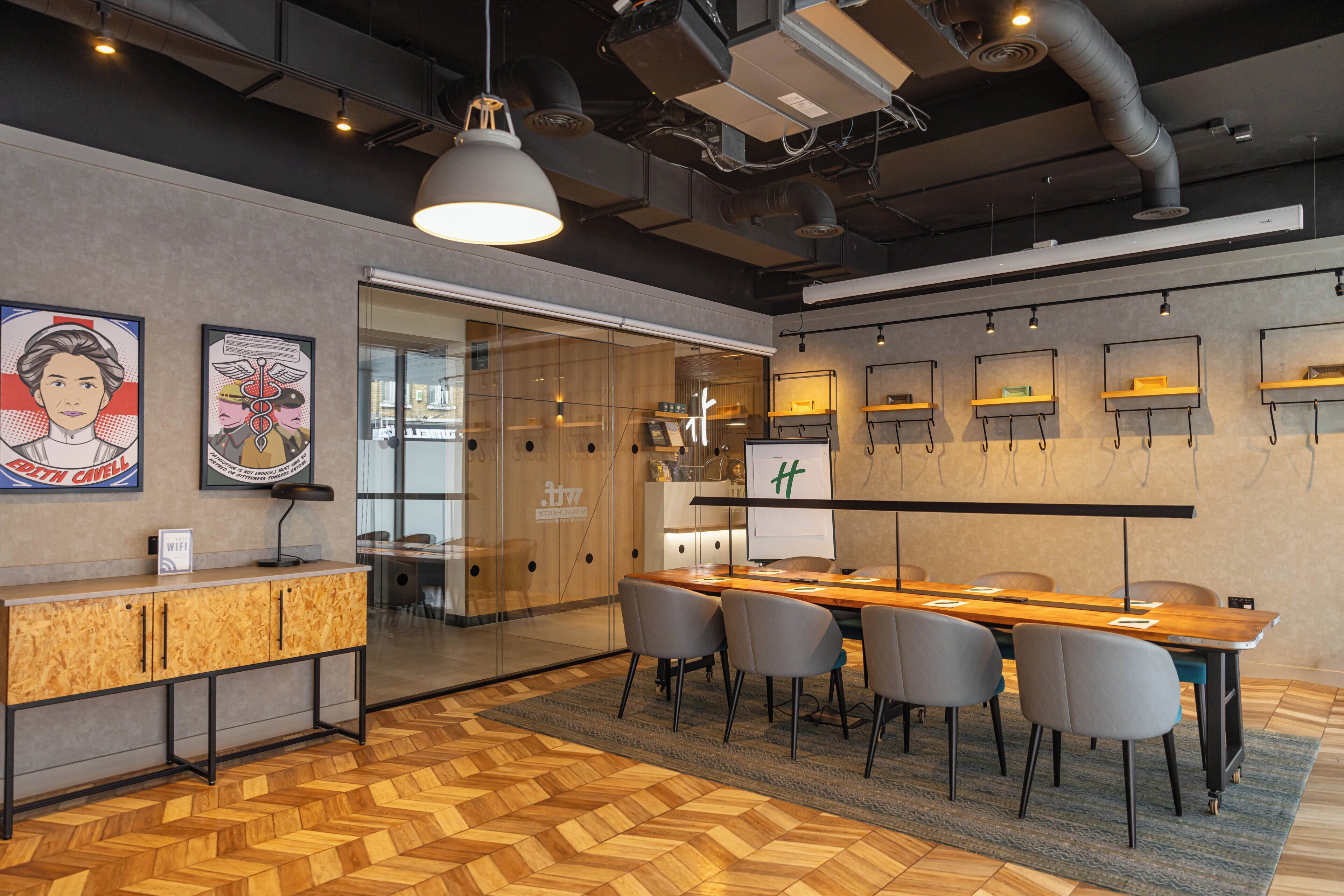 Photo - Holiday Inn London   Whitechapel, An Ihg